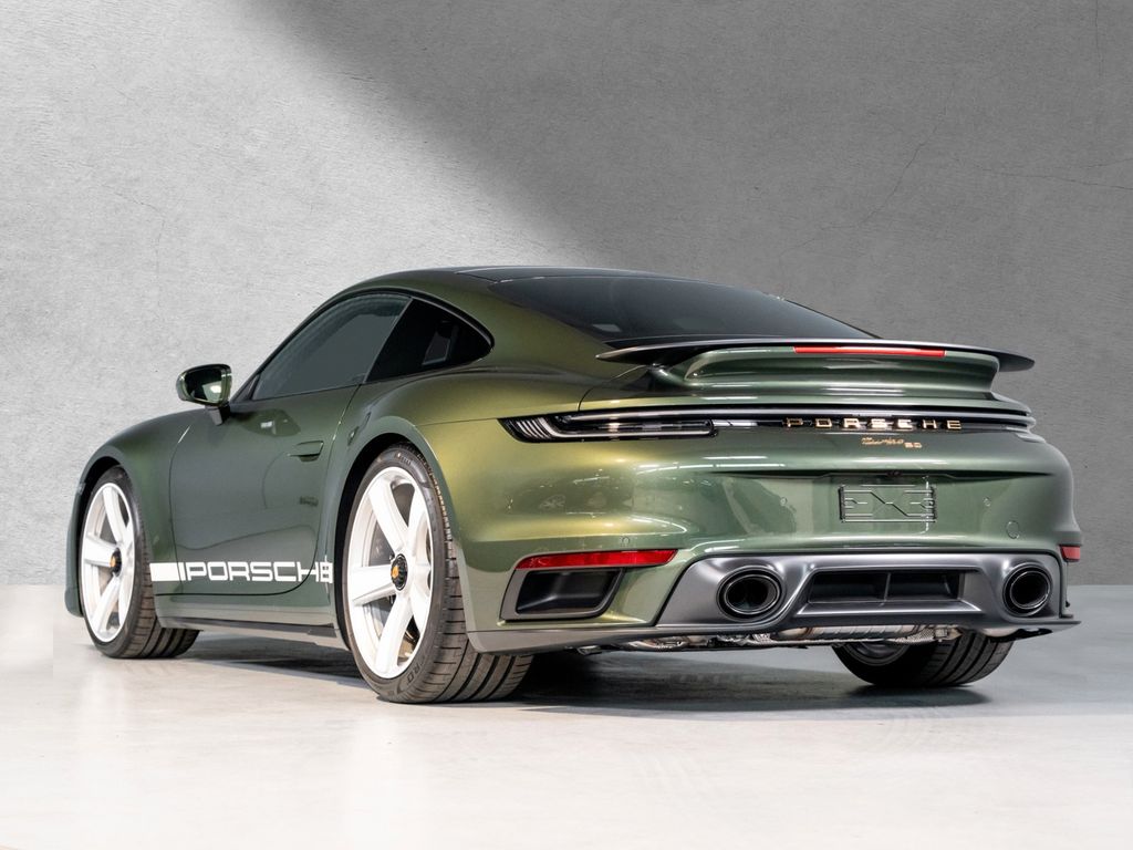 Porsche 992 2025