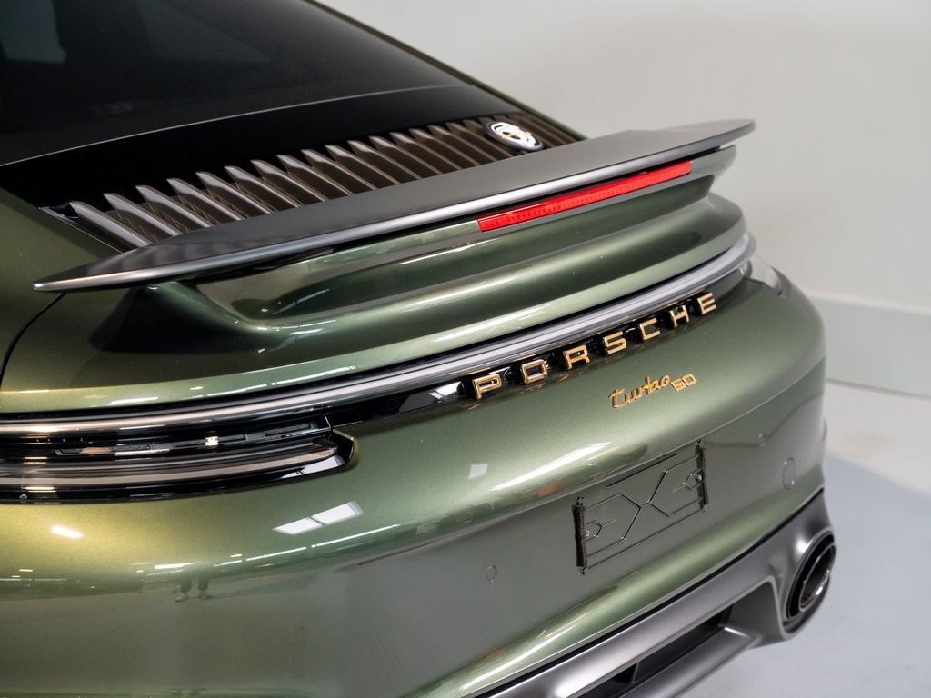 Porsche 992 2025