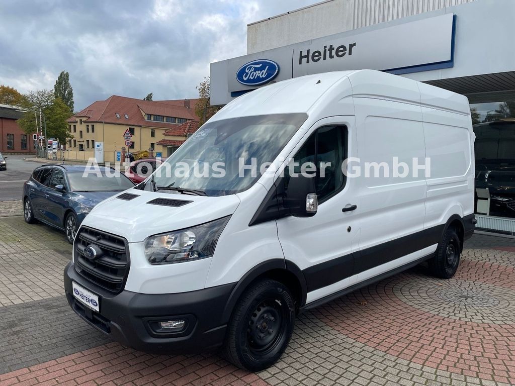 Ford Transit 2024