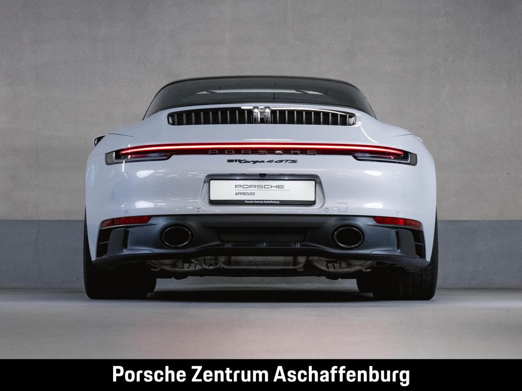 Porsche 992 2024
