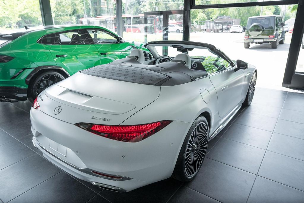 Mercedes-Benz SL 680