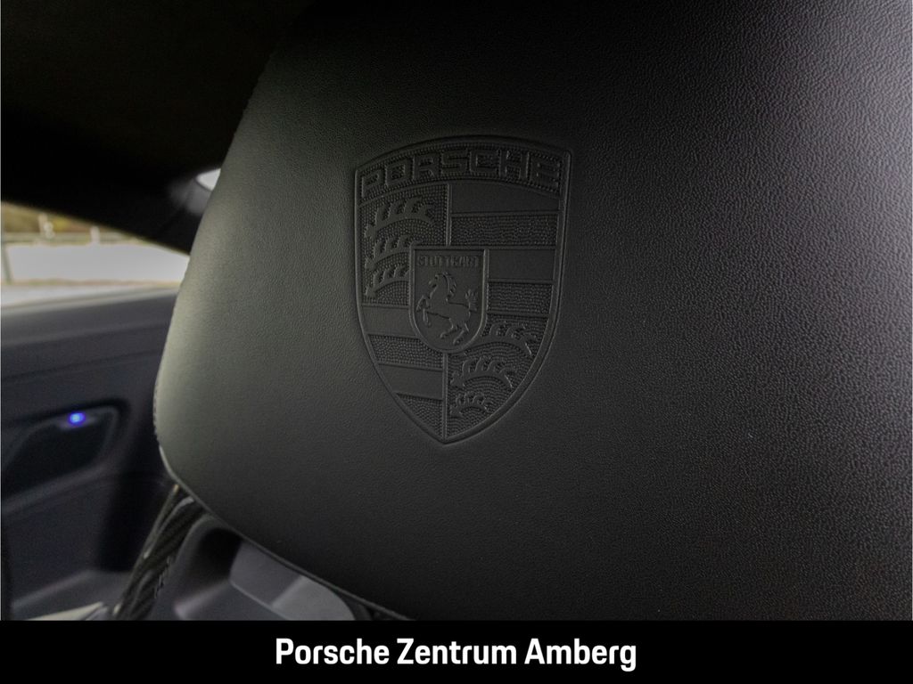 Porsche 992 2024