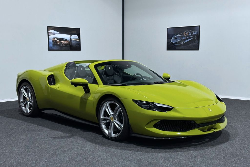 Ferrari 296 GTS 2024