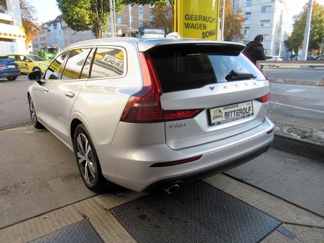 Volvo V60 2021