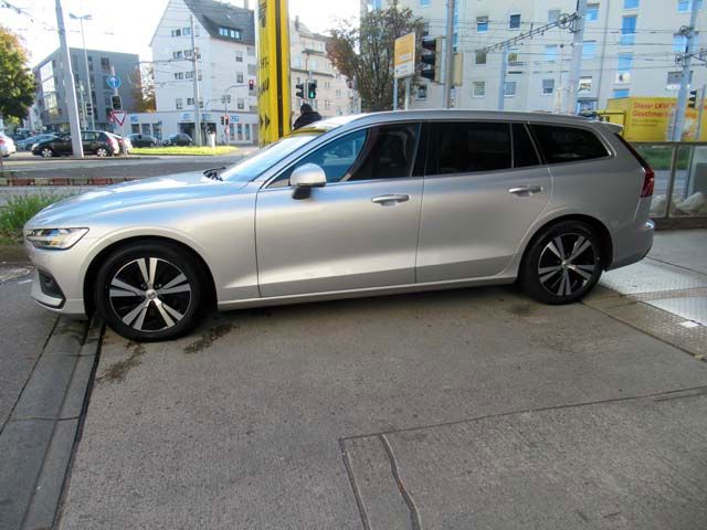 Volvo V60 2021