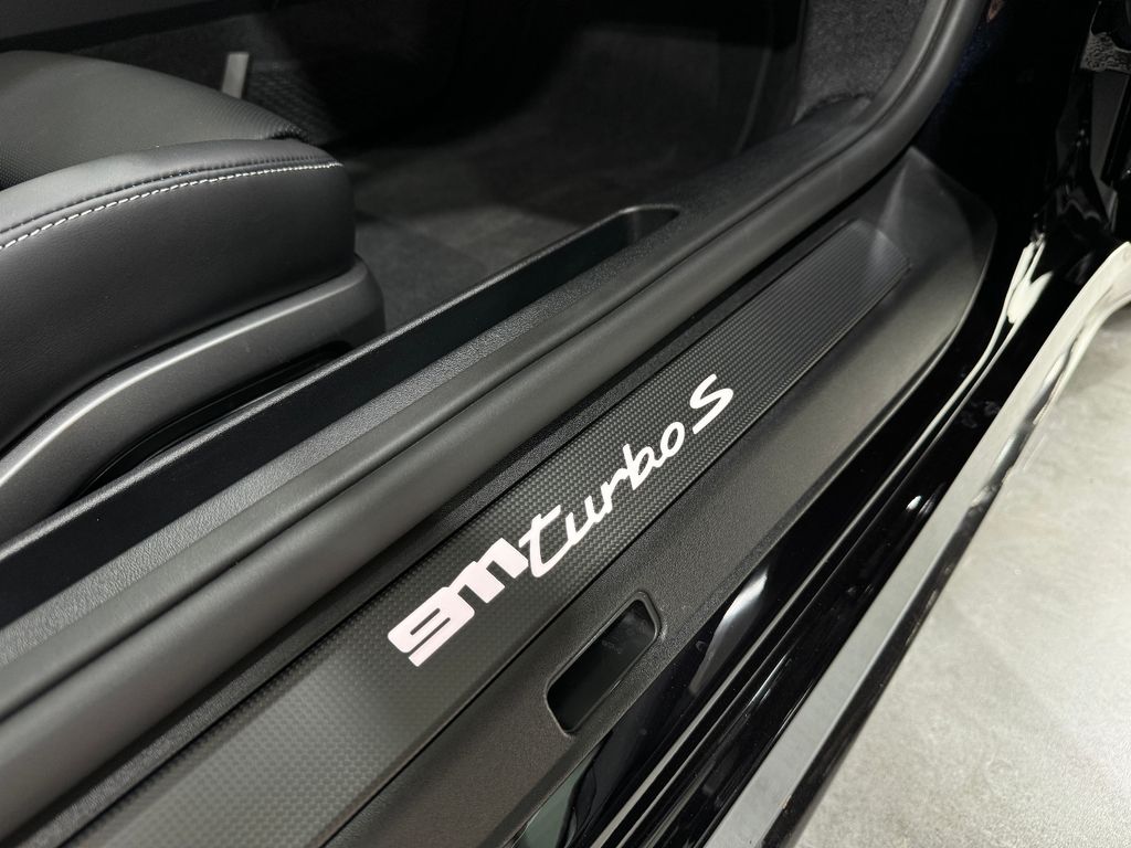 Porsche 992 2023