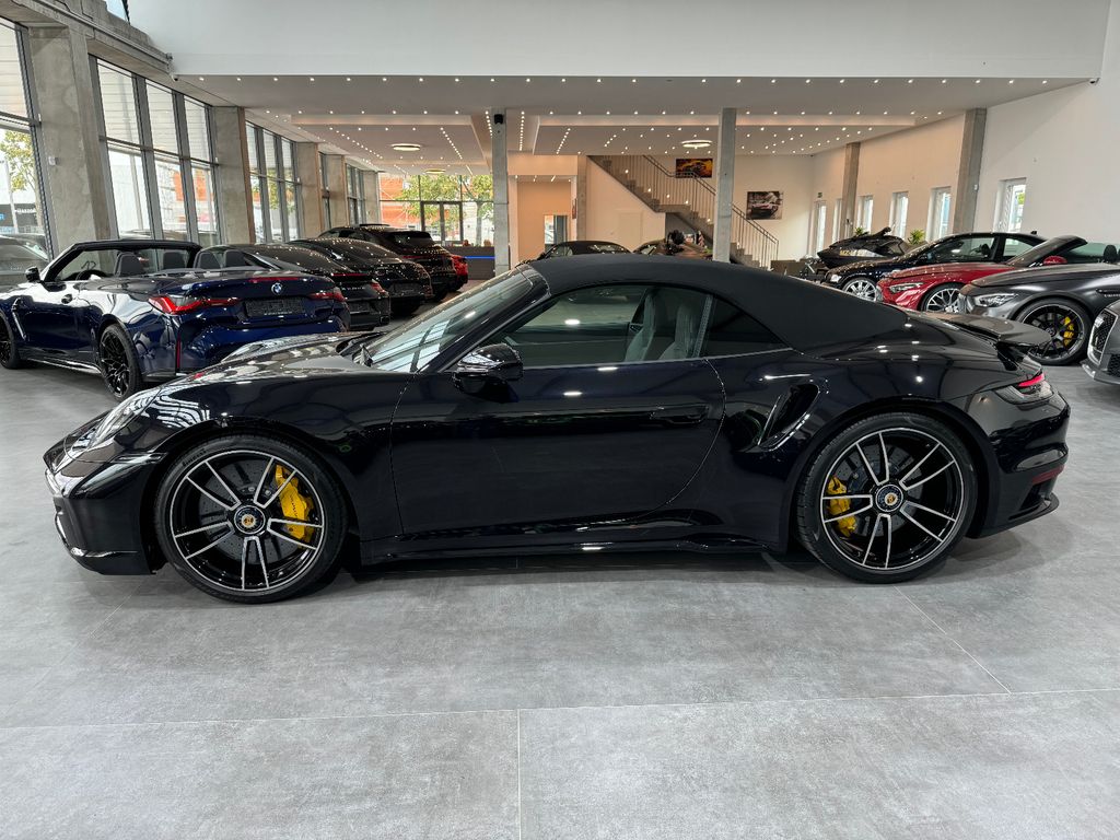 Porsche 992 2023