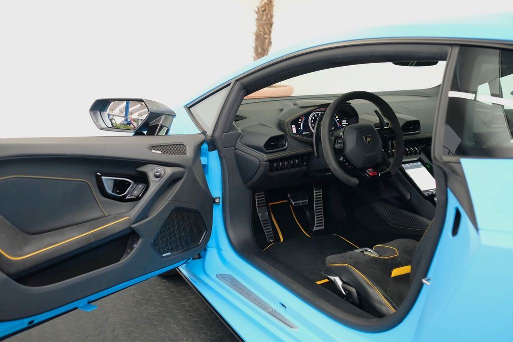 Lamborghini Huracán 2022