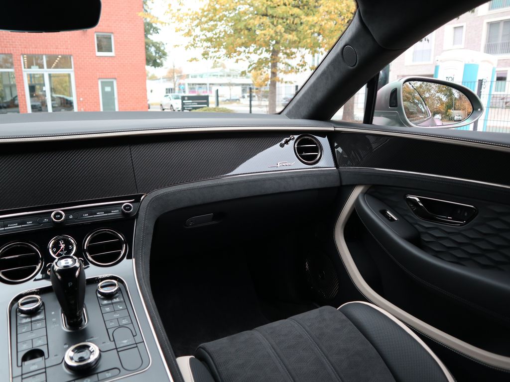 Bentley Continental GT 2025