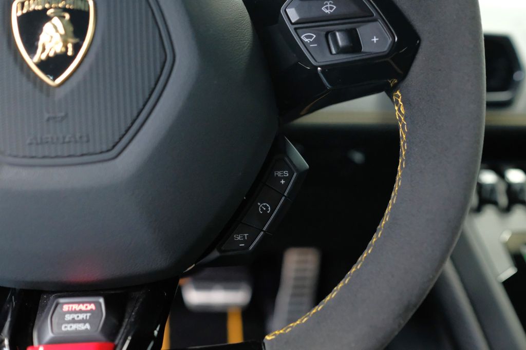 Lamborghini Huracán 2022