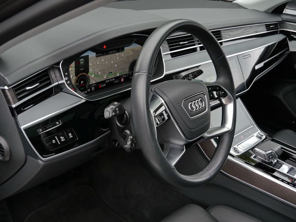 Audi A8 2022
