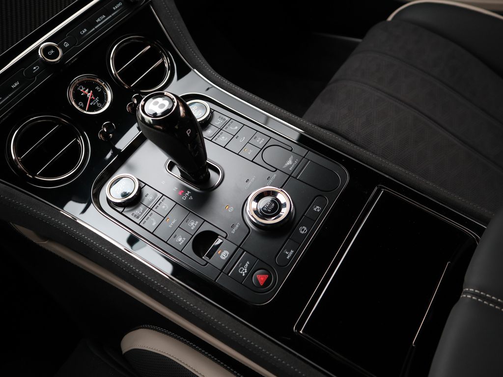 Bentley Continental GT 2025