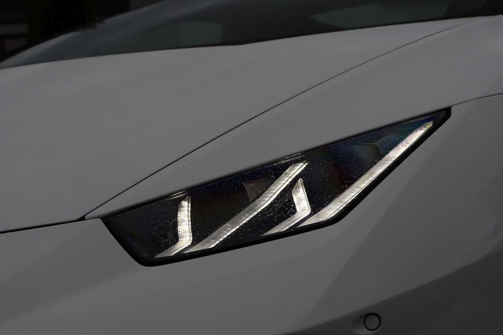 Lamborghini Huracán 2023
