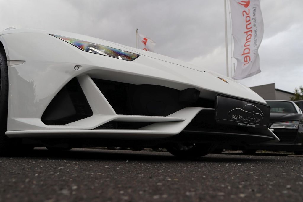 Lamborghini Huracán 2023