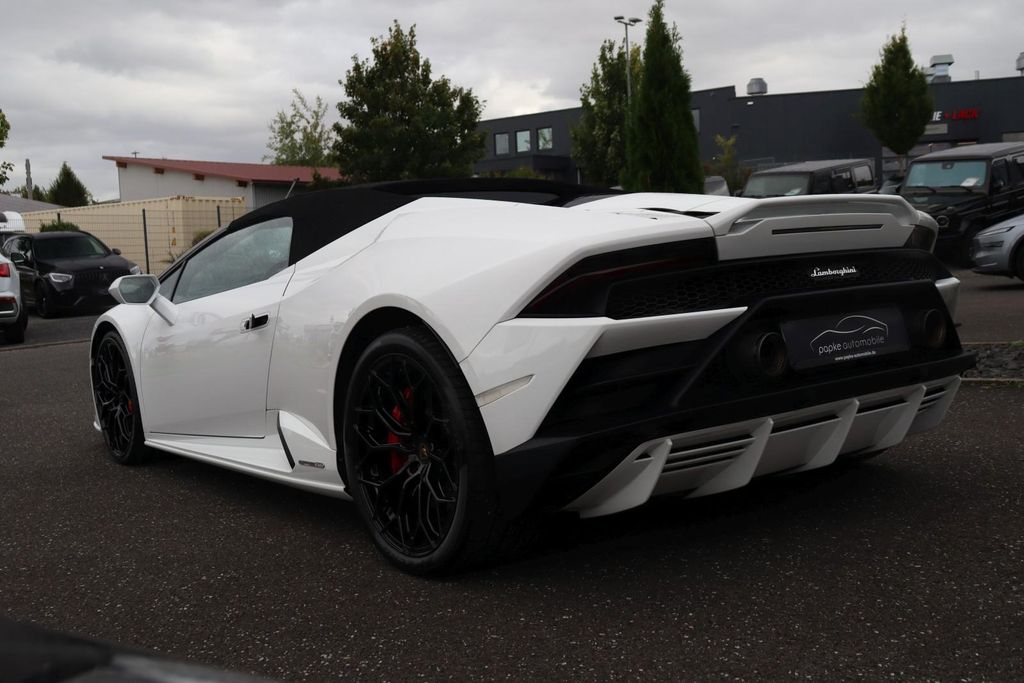 Lamborghini Huracán 2023