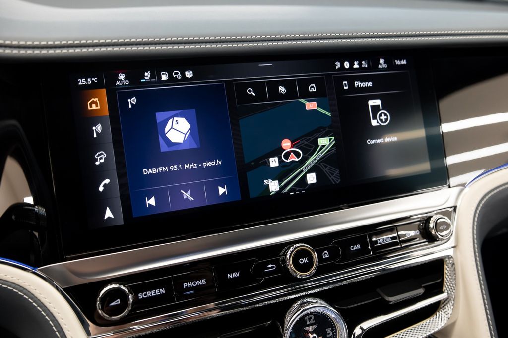 Bentley Flying Spur 2025