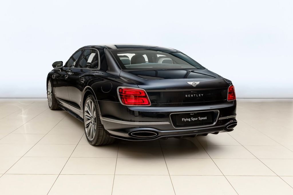 Bentley Flying Spur 2025
