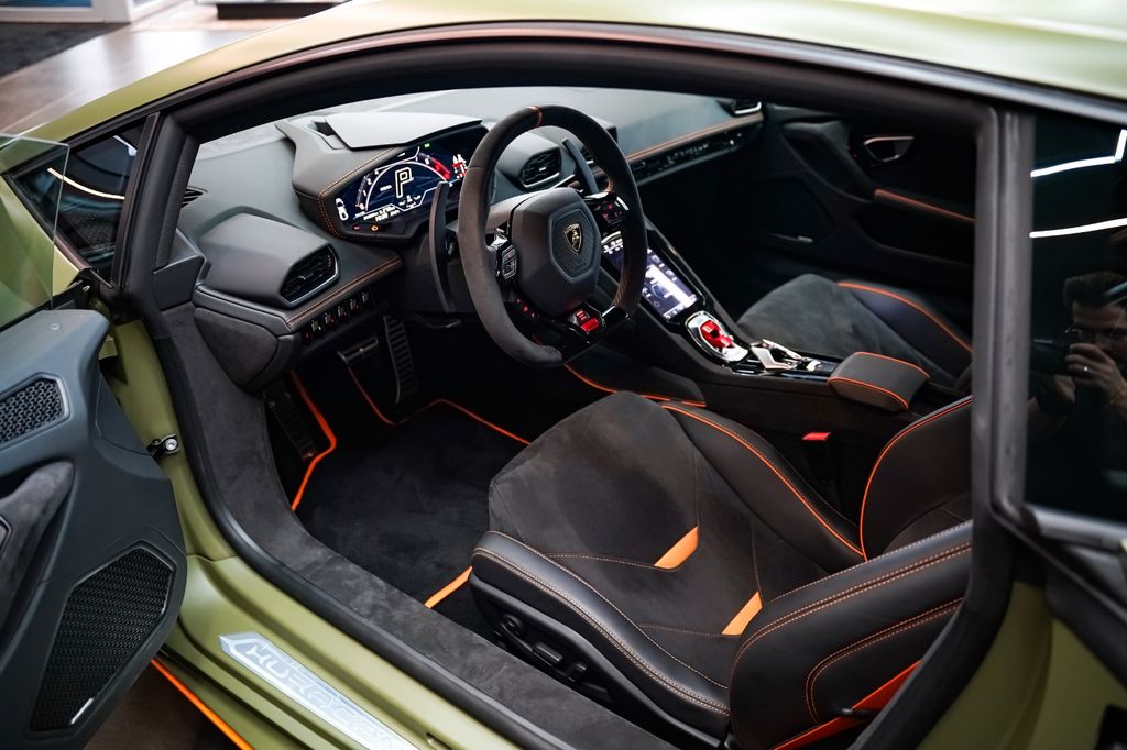 Lamborghini Huracán 2023