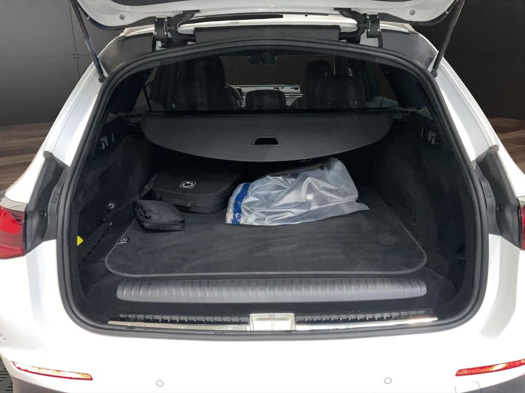 Mercedes-Benz E 300 2025