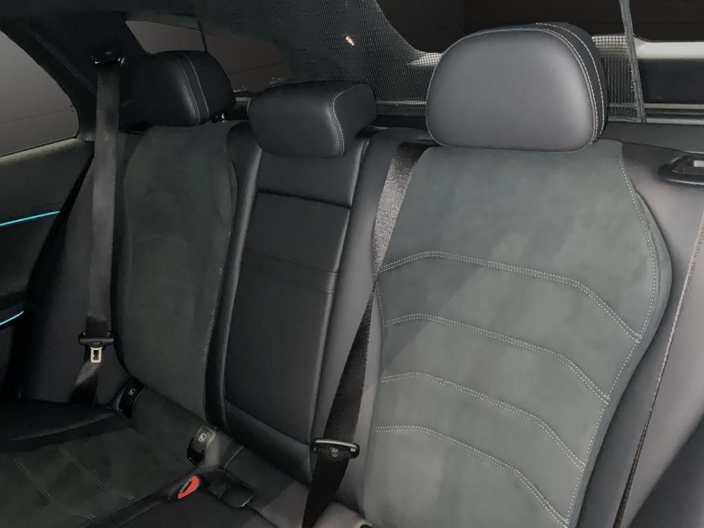 Mercedes-Benz E 300 2025