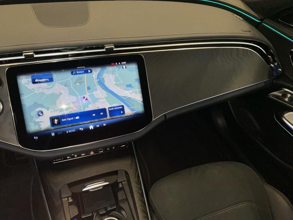 Mercedes-Benz E 300 2025