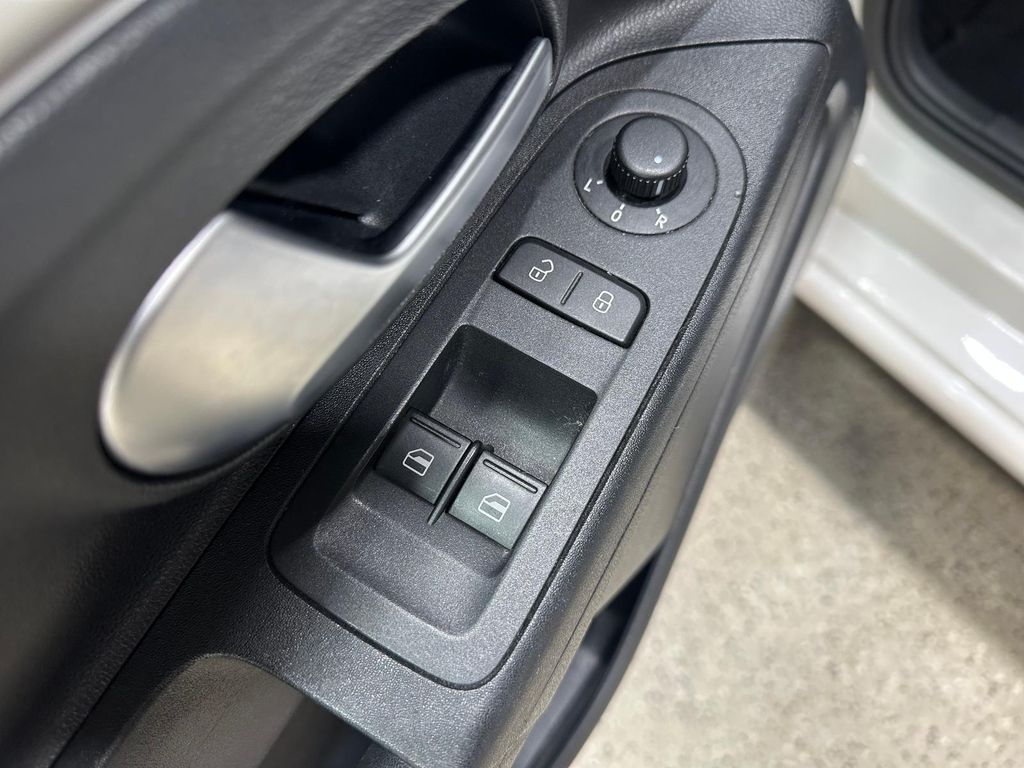 Volkswagen up! 2019
