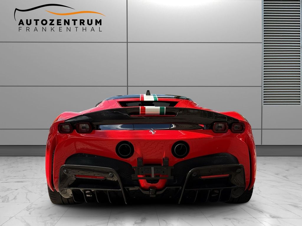 Ferrari SF90 2022