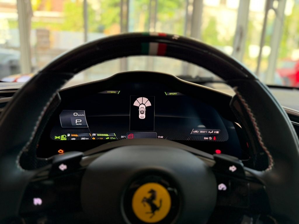 Ferrari SF90 2022