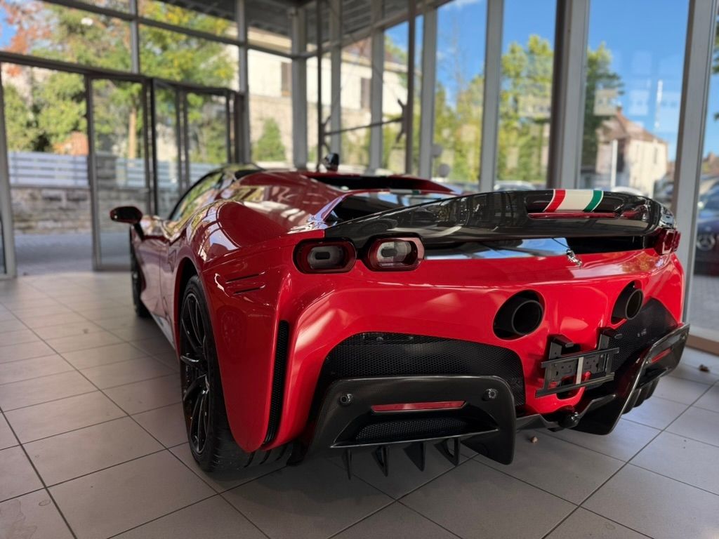 Ferrari SF90 2022