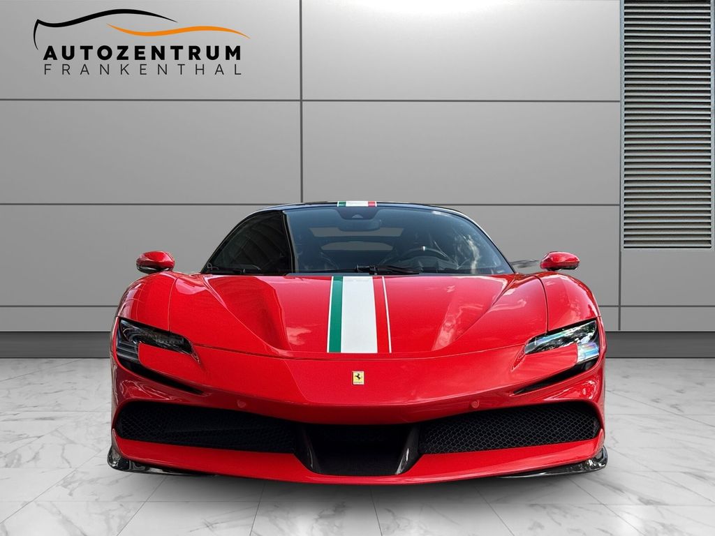 Ferrari SF90 2022