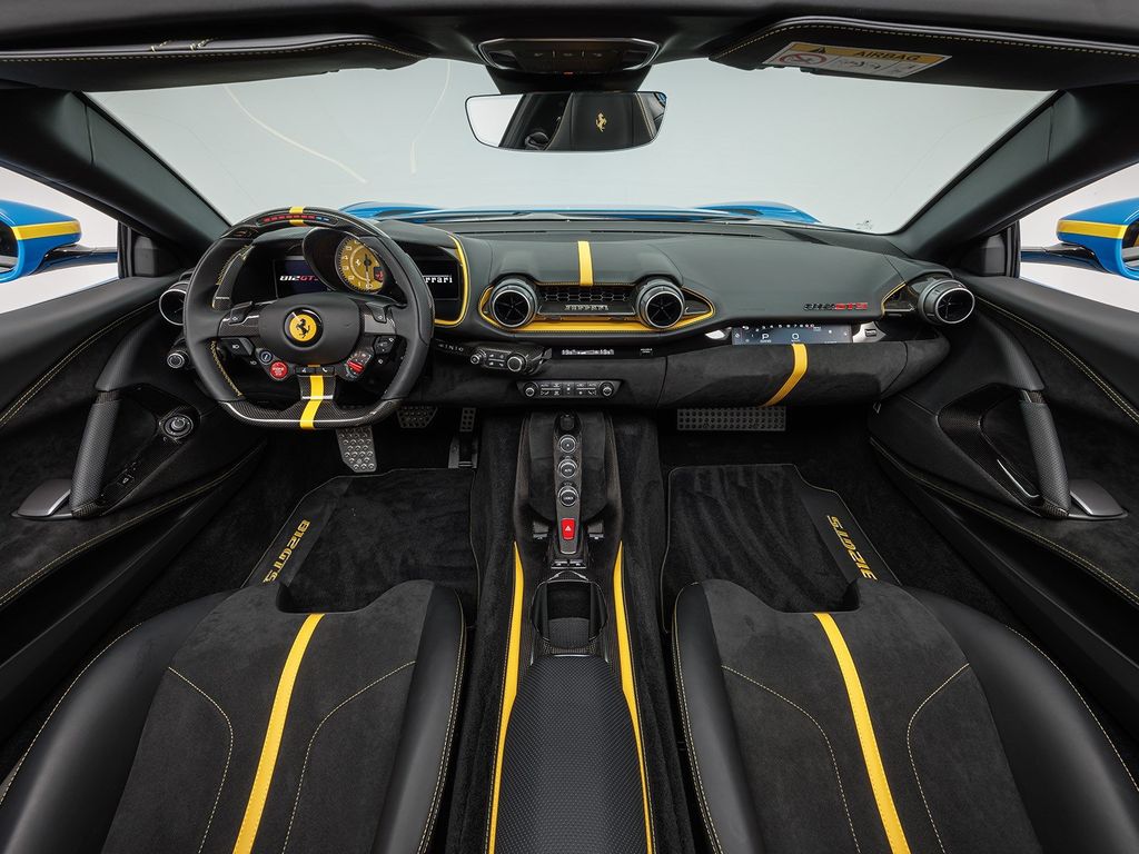 Ferrari 812 2022