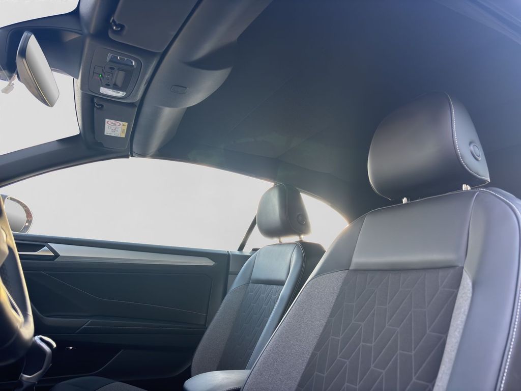 Volkswagen T-Roc 2025