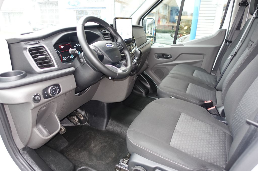 Ford Transit 2024