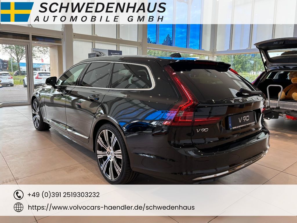 Volvo V90 2025