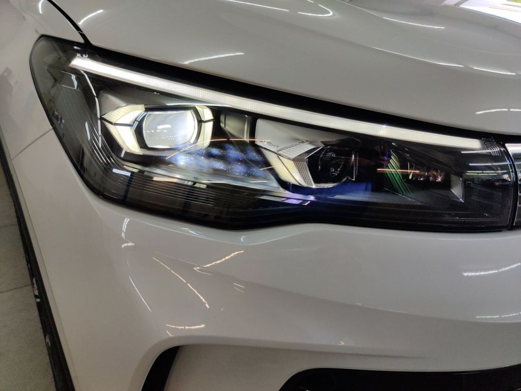 Volkswagen Tiguan 2025