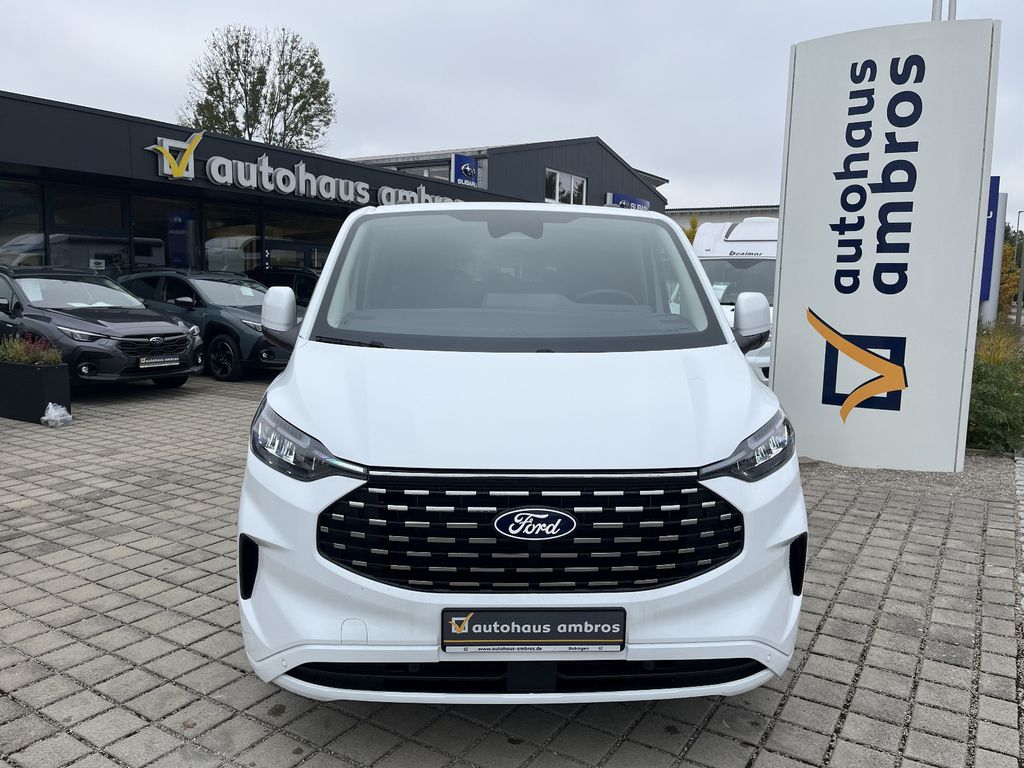 Ford Tourneo Custom 2025