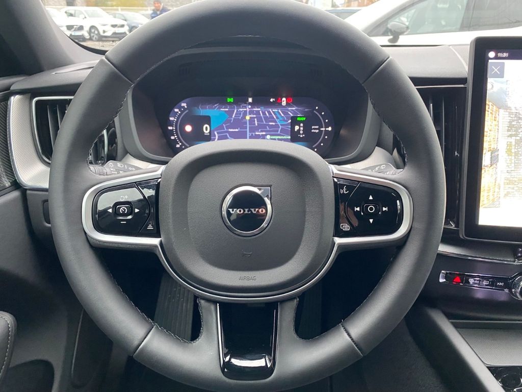 Volvo XC60 2025