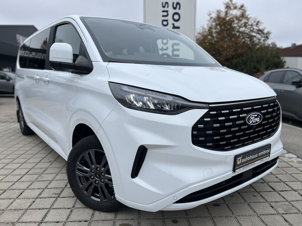 Ford Tourneo Custom 2025