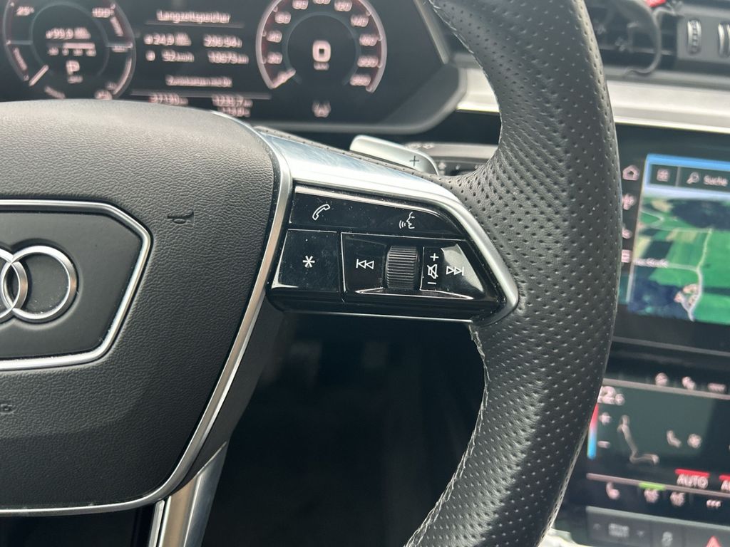 Audi e-tron 2022
