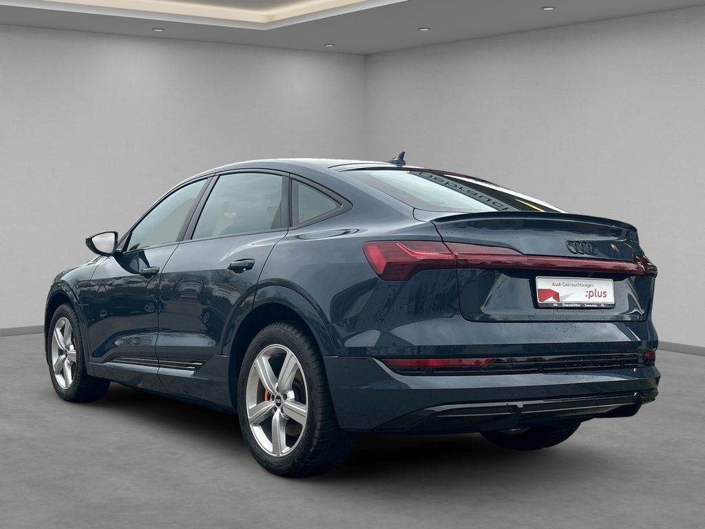 Audi e-tron 2022