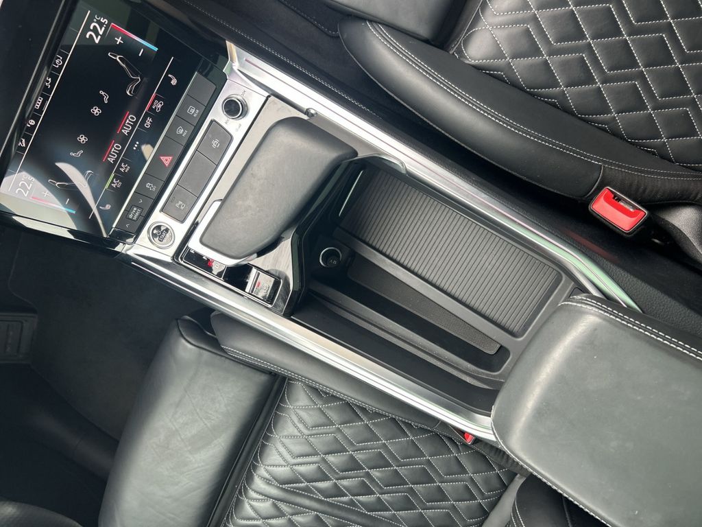 Audi e-tron 2022