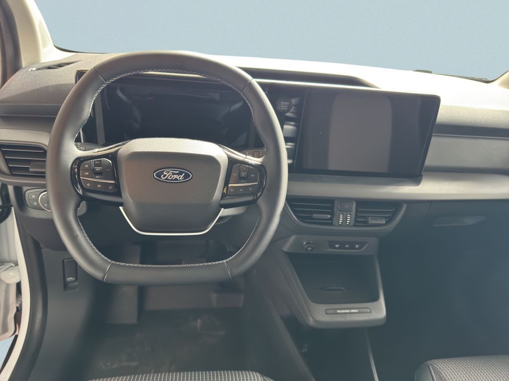 Ford Transit Courier 2025