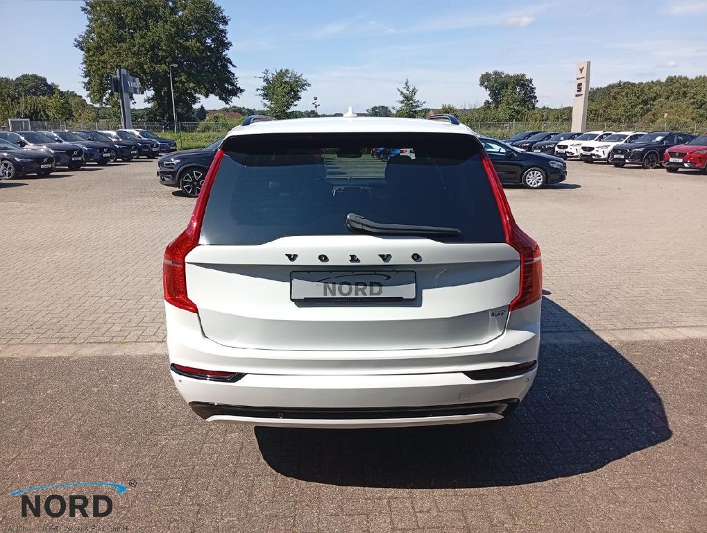 Volvo XC90 2024