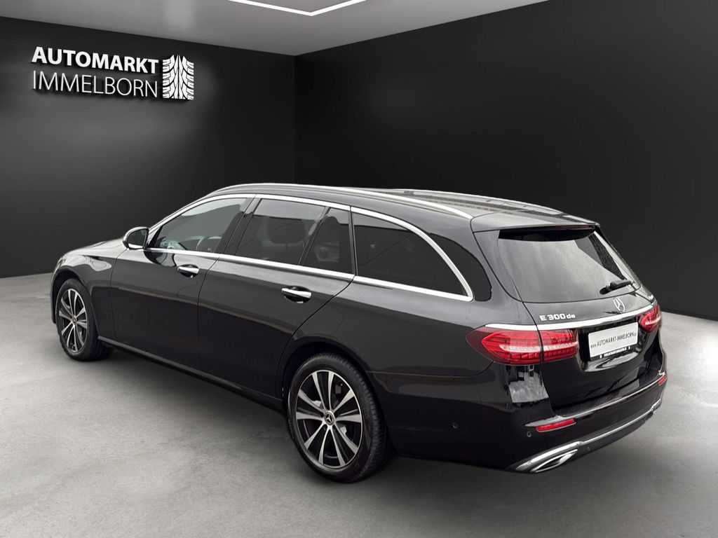 Mercedes-Benz E 300 2022