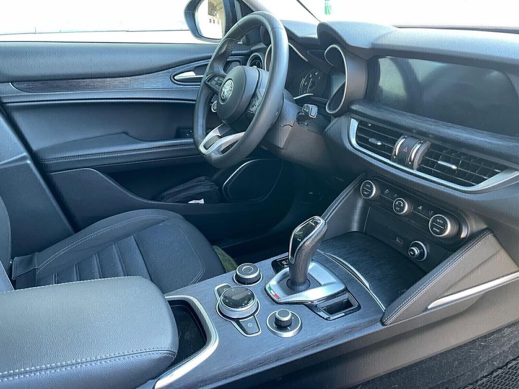 Alfa Romeo Stelvio 2020