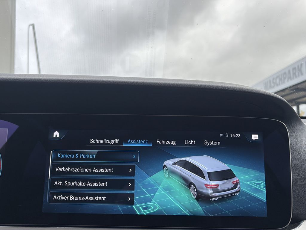 Mercedes-Benz E 300 2022