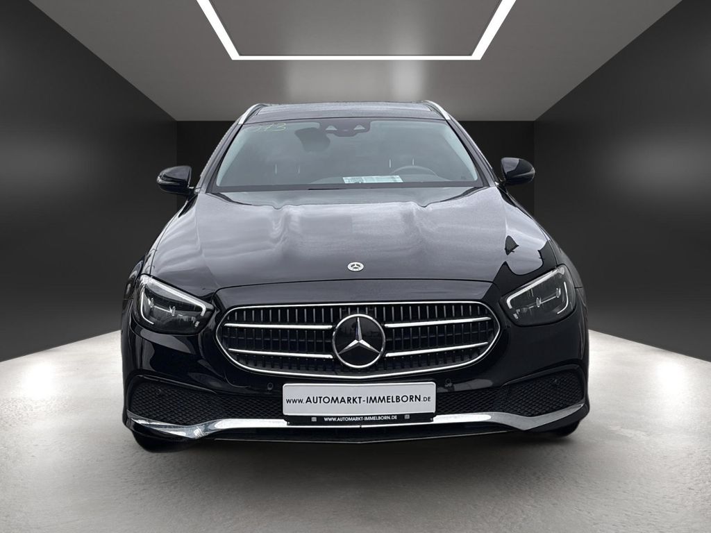 Mercedes-Benz E 300 2022