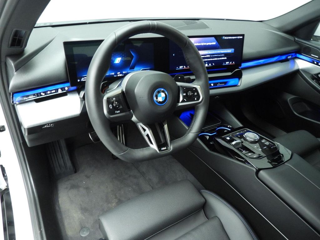 BMW 530 2025