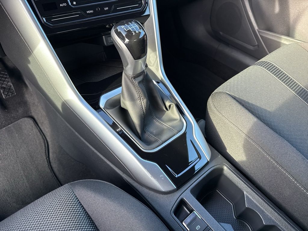 Volkswagen T-Roc 2024