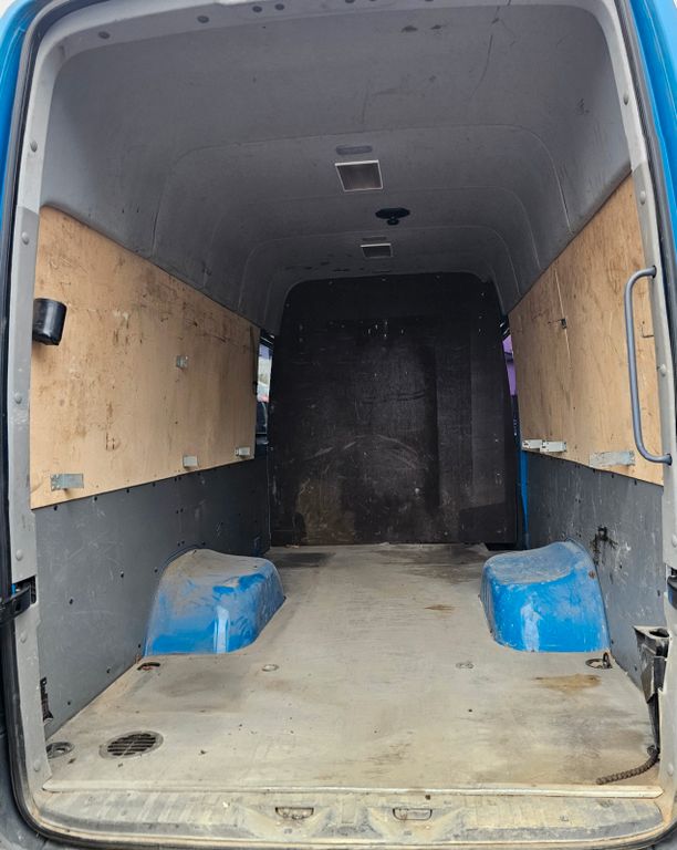 Mercedes-Benz Sprinter 2011